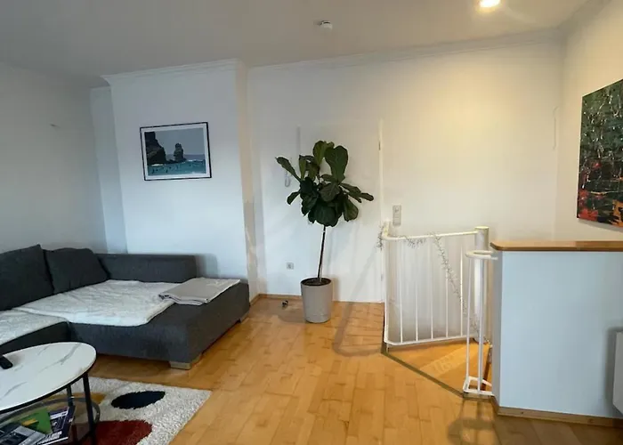 Helle Maisonette Wohnung In Berlin